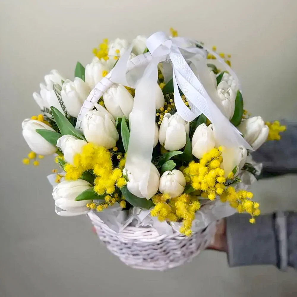 Корзина с цветами Королева весны
